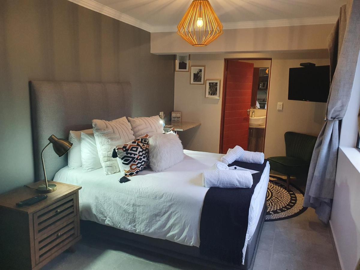 Sleep@84 Hotel Dullstroom Exterior photo
